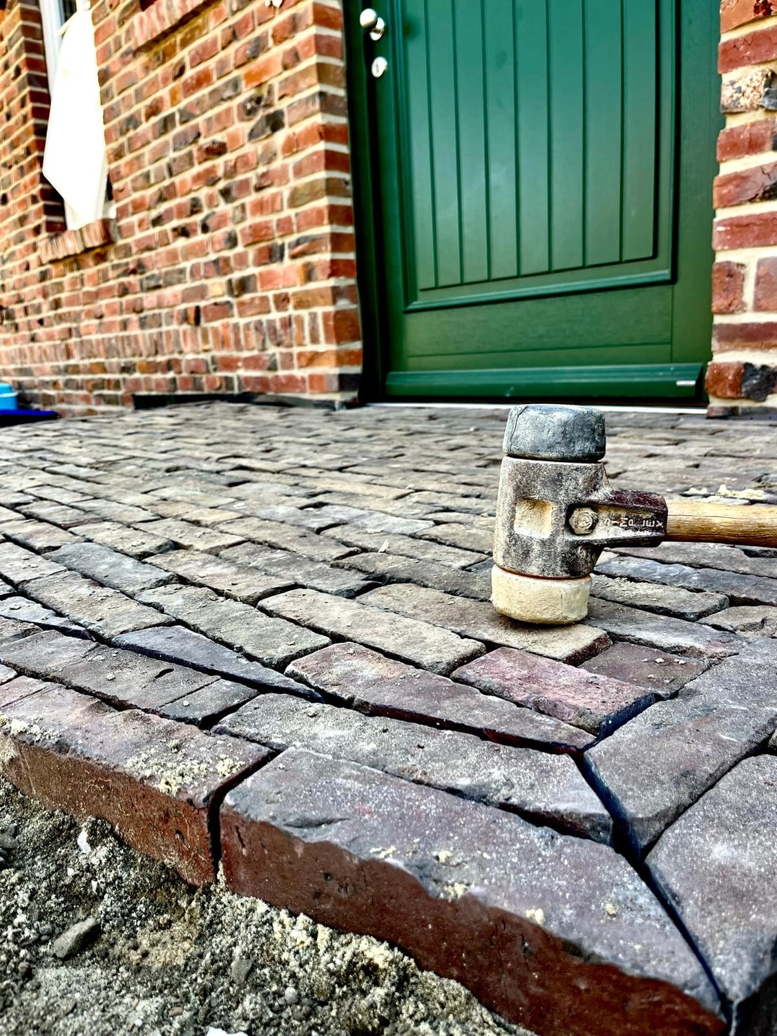 Franz Kotschofsky GmbH - Bauservice - Wegebau- und Flächenbau für Privat und Gewerbe in verschiedenen Ausführungen